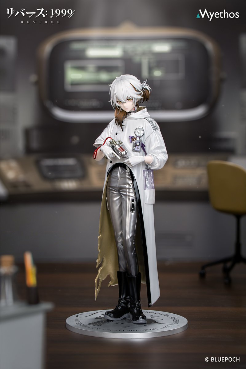 myethos_co's tweet photo. ✨Figure Reveal✨
From Reverse: 1999, the latest Gift+ series figure “Medicine Pocket” is here!
Tousled hair tied back with a tourniquet, Beagle 0-1 gleaming in cold silver, and a pearlescent coat — every detail captures Medicine Pocket’s sharp, unruly presence.

Stay tuned for more updates!
#Reverse1999 #MedicinePocket
