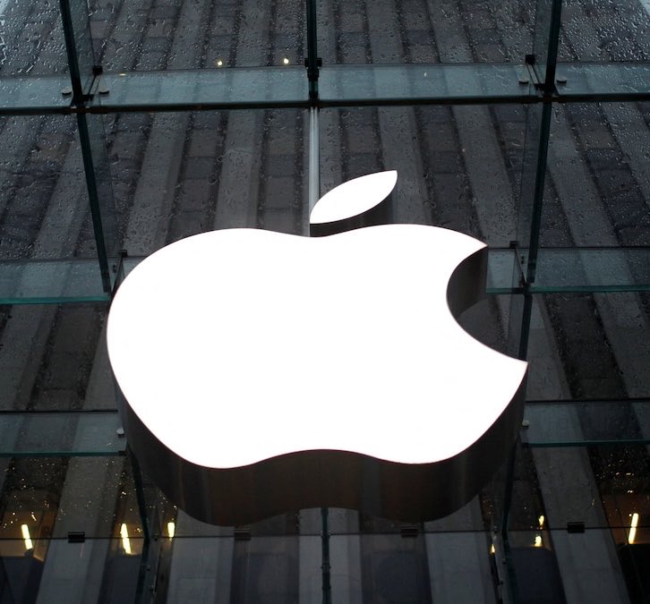 _tevhidgundemi's tweet photo. 🔻Epstein dosyalarını ifşa edeceğini açıklayan Telegram, kısa süreliğine Apple'ın dünya genelindeki App Store mağazasından kaldırıldı. 

🔻Apple, yapılan incelemede çocuk cinsel istismarı materyalini yasaklayan kurallarını ihlal eden içerik tespit edildiğini, söz konusu içeriğin kaldırılıp ilgili hesabın engellenmesinin ardından Telegram'ın yeniden App Store'a eklendiğini açıkladı.