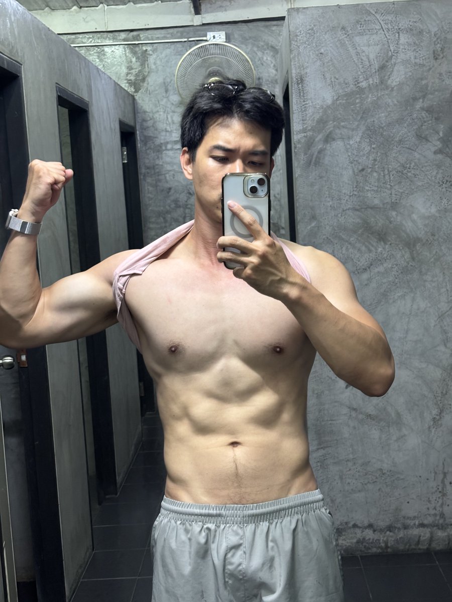 WanitchapongS's tweet photo. https://t.co/4ok8aIoYke