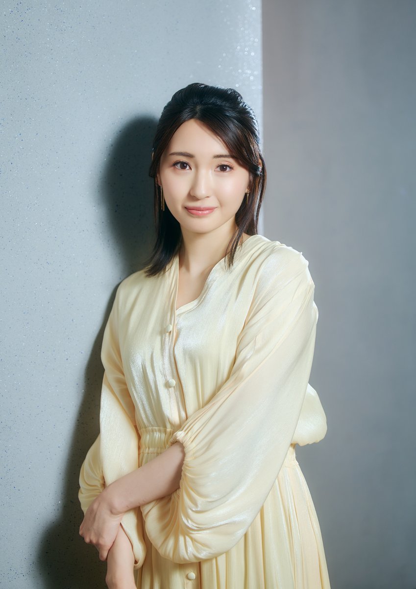theatergirl_jp's tweet photo. 【インタビュー（前編）】

『リア王』ご出演✨
#井上小百合 さんにインタビュー📸

コーディリア役の魅力、
言葉で伝えることの大切さとは――。
https://t.co/CNf7EHyZNS

#リア王 #新橋演舞場  @kinglear2026 @syr_1214 https://t.co/BqReBz7zcT