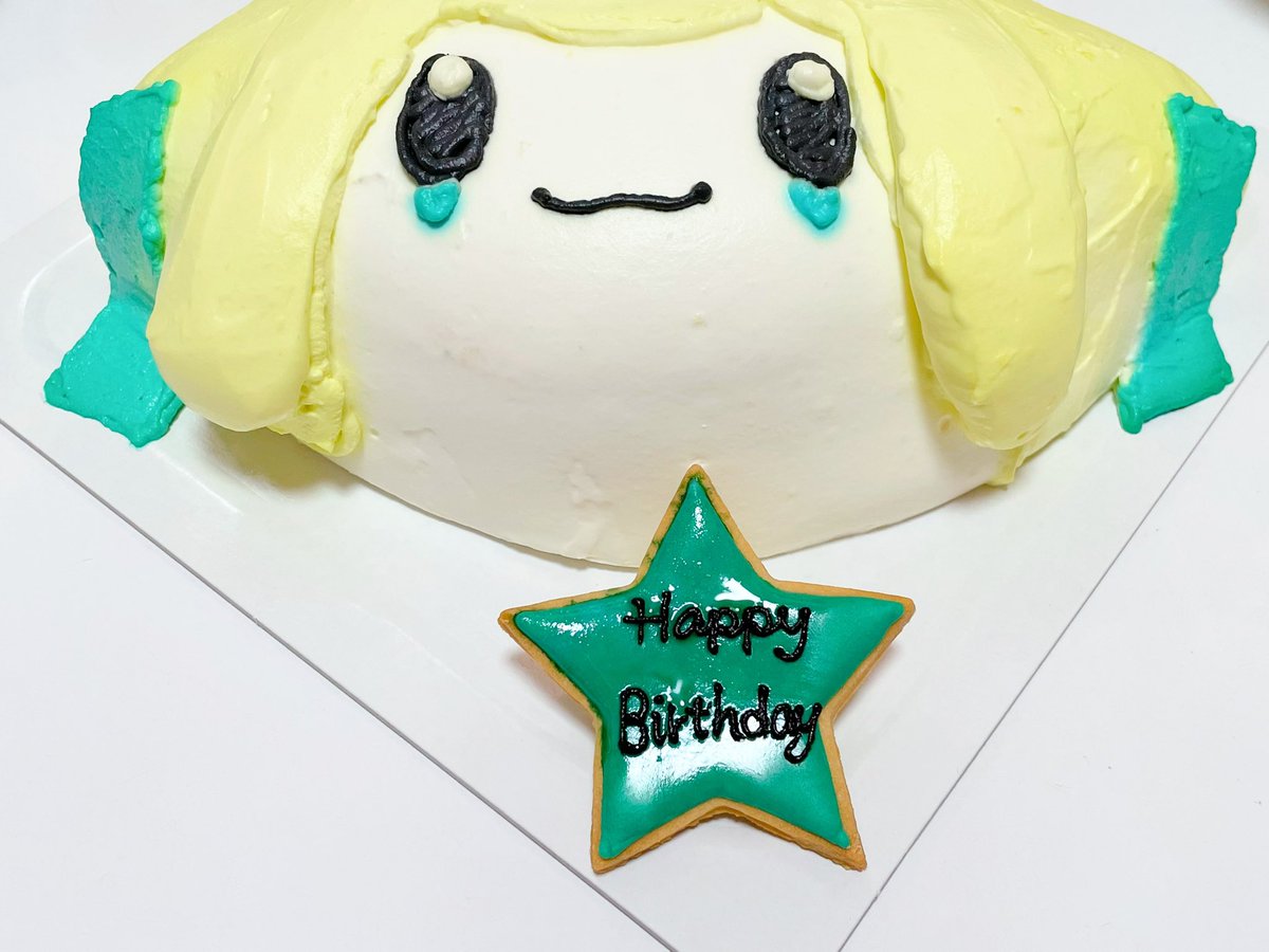 twinkle_385's tweet photo. ⭐️🎂 Happy birthday to me 🎂⭐️

レベルアップしました〜⤴️
今年もジラちゃん達と思い出を作っていきたいです💫

ジラちゃんケーキ可愛すぎてニヤけました🥴💛 https://t.co/ZSkFDAZ4FJ