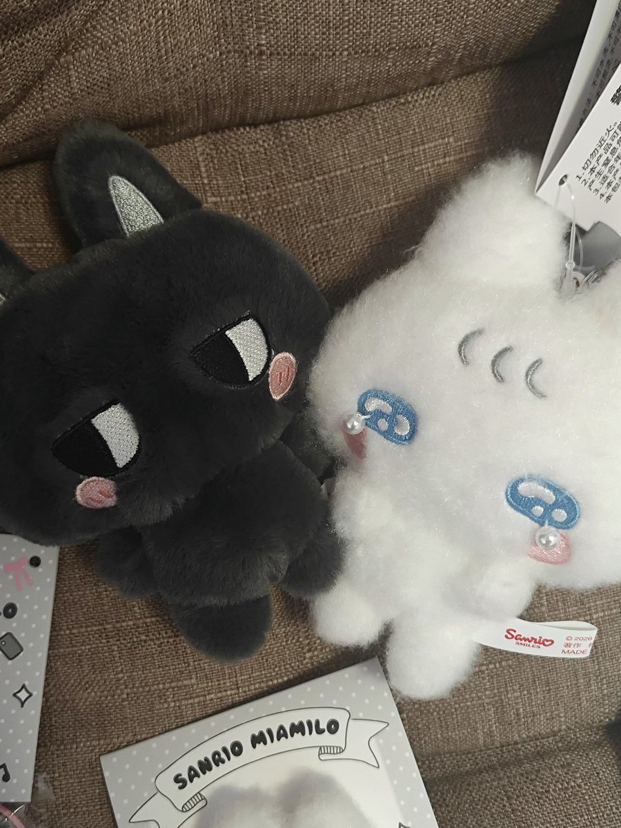 moeibon's tweet photo. 🖤💙
먀미 몌무&amp;sanrio miamilo

#깜돌 #kkamdol
#므메미무 #먀미 #몌무 https://t.co/dMuLl0jDME