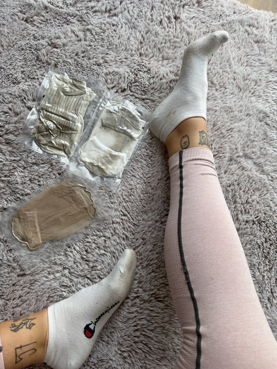princess_Lucysm's tweet photo. RT-Game 🔥

Flo du Lümmel😈

Deine Provision von deinen Autoverkäufen gehört mir🫰🏽

2/5/2

Jeder drei Kommentare ✍️ 

60 min ⏳ https://t.co/TJnbiaXAuL