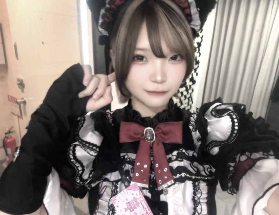 Ny_ouka's tweet photo. 17-Lでおるすばんちうーฅ^•ﻌ•^ฅ

今日2mmくらいメイク変えたから気付いて欲しい🎶💄 https://t.co/YYfMSKseXJ