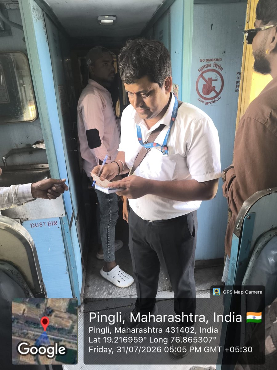 drmned's tweet photo. नांदेड विभागात एका दिवसाच्या तिकीट तपासणी मोहिमेत 1,087 प्रकरणे आढळली;  सुमारे ₹6.0 लाख महसूल वसूल https://t.co/19JFcGKIwN