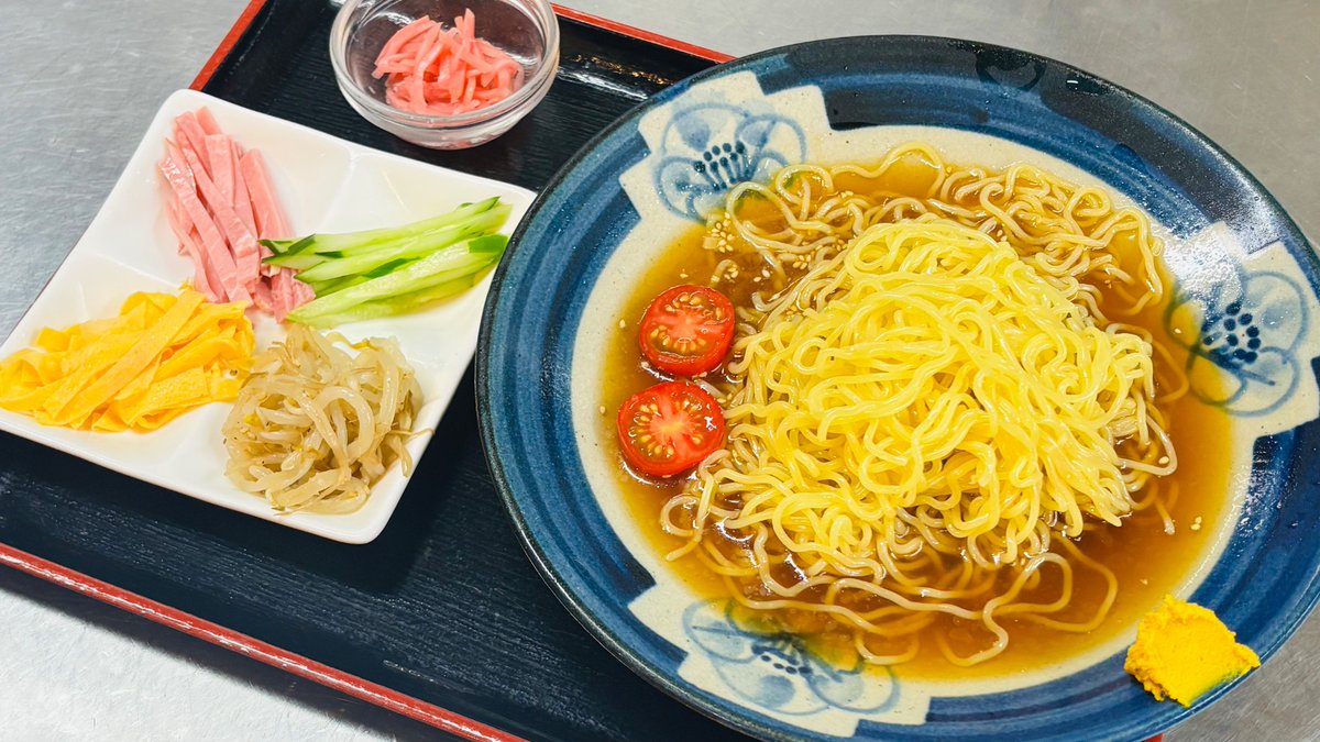 daishoen_888's tweet photo. 【おすすめメニュー紹介】
冷やし中華 ¥980
夏季限定、大昌園新橋店の冷やし中華(※新橋店限定)
ごま香る特製つゆで夏でもさっぱり食べられます！
お好みの具材を載せてお楽しみください😊 https://t.co/0hduuiMypP