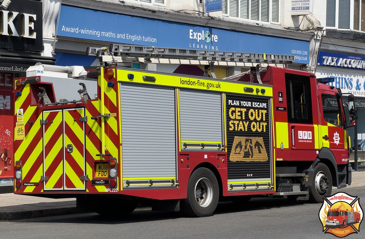 evo_uk's tweet photo. London Fire Brigade DPL222 (WU18FDO), a 2018 Mercedes Atego built by @EOneUKLtd running from Finchley as A392, it was seen on Ballards Lane on 03.08.26 #LFB #LondonFireBrigade #mercedesatego #EmergencyOne #fireengine #Finchley #ballardslane #firephoto #firephotography #pumpladder https://t.co/zxsylQVM8X