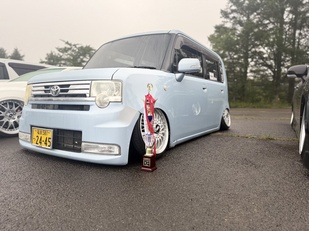 Tomo____0510's tweet photo. IMG
お疲れさまでした🙇‍♀️
軽カー部門1位🏆
去年は坊主で今年はリベンジ成功🔥
#IMG
#生脚
#16インチ
#bbs
#ムーブコンテ
#ピクシス https://t.co/qp6dkmhF9u