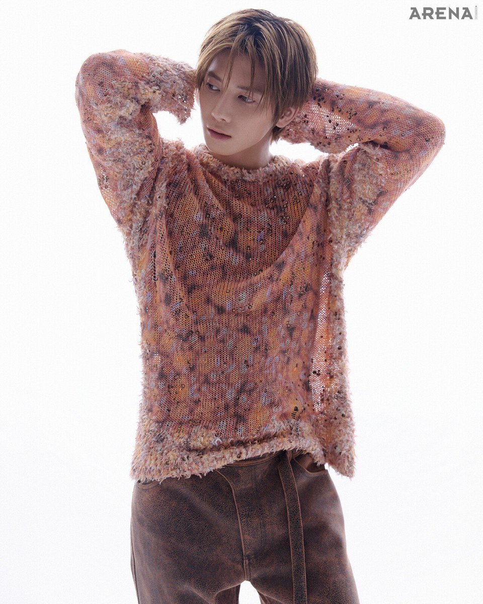 chuuu12_'s tweet photo. 📓ARENA 八月號 太顯內頁照 https://t.co/7997Lviysw
