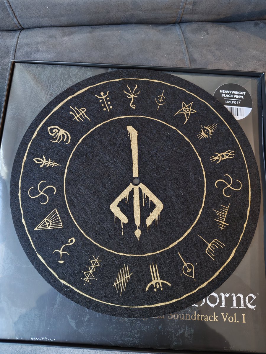 jigglyjoseph's tweet photo. one of my most prized possessions #bloodborne https://t.co/27KBotzSX3