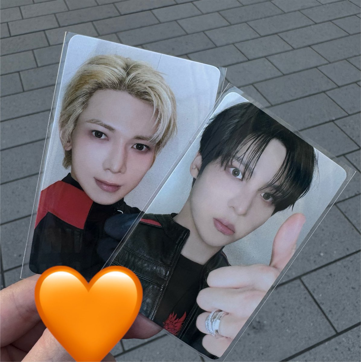 nsjhmj's tweet photo. ATEEZ FANMEETING ATINY’S VOYAGE : TINY MYSTERY IN JAPAN
会場限定CD購入特典　トレカ交換

【譲】
(8/4)ユノ、ヨサン
【求】
(8/4)ホンジュン

Kアリーナで手渡し可能です！
※難しい場合は郵送でも◎

お気軽にお声掛け下さい🙇‍♂️

#ATEEZ #ateez #アチズ #ATEEZ交換 https://t.co/TQr5jXcACq