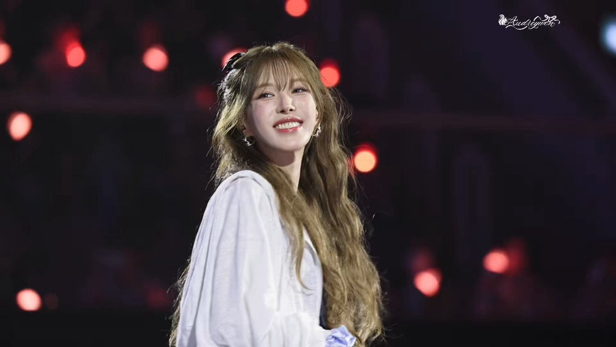 ariawen0221's tweet photo. ₊˚♡‧𝓛𝓸𝓿𝓮 𝔂𝓸𝓾 𝓬𝓸𝓾𝓷𝓽𝓵𝓮𝓼𝓼 𝓽𝓲𝓶𝓮𝓼‧♡˚₊
#Wendy
#웬디 https://t.co/psaTJzmnor