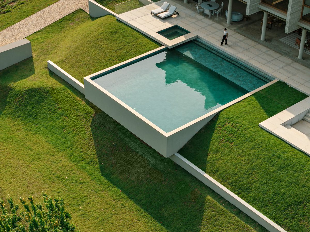 ArchDaily's tweet photo. Aroeira House by FGMF
#Brazil 🇧🇷

#photography: Fran Parente
https://t.co/UyEILbI5pG https://t.co/5slGqkryab
