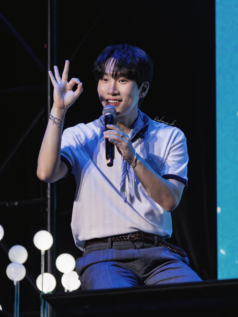 e_bay_h's tweet photo. [HQ] 260802 상하이 팬미팅
BTOB Fanmeeting in Shanghai

광냥이 4컷😼

@BTOB_SEKwang 
#BTOB #비투비 
#서은광 #은광 #SEOEUNKWANG https://t.co/UoGlwwg2vQ