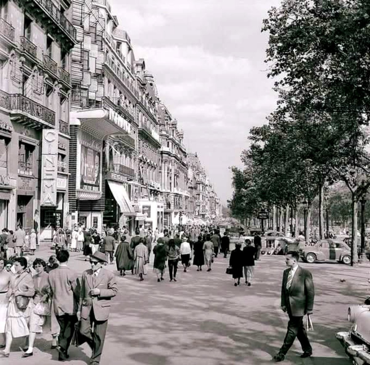 ParisAMDParis tweet picture