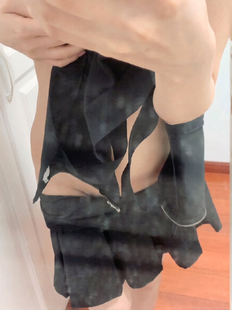 mei8888j5h's tweet photo. 不好好穿衣系 https://t.co/VSgIWrxZHe