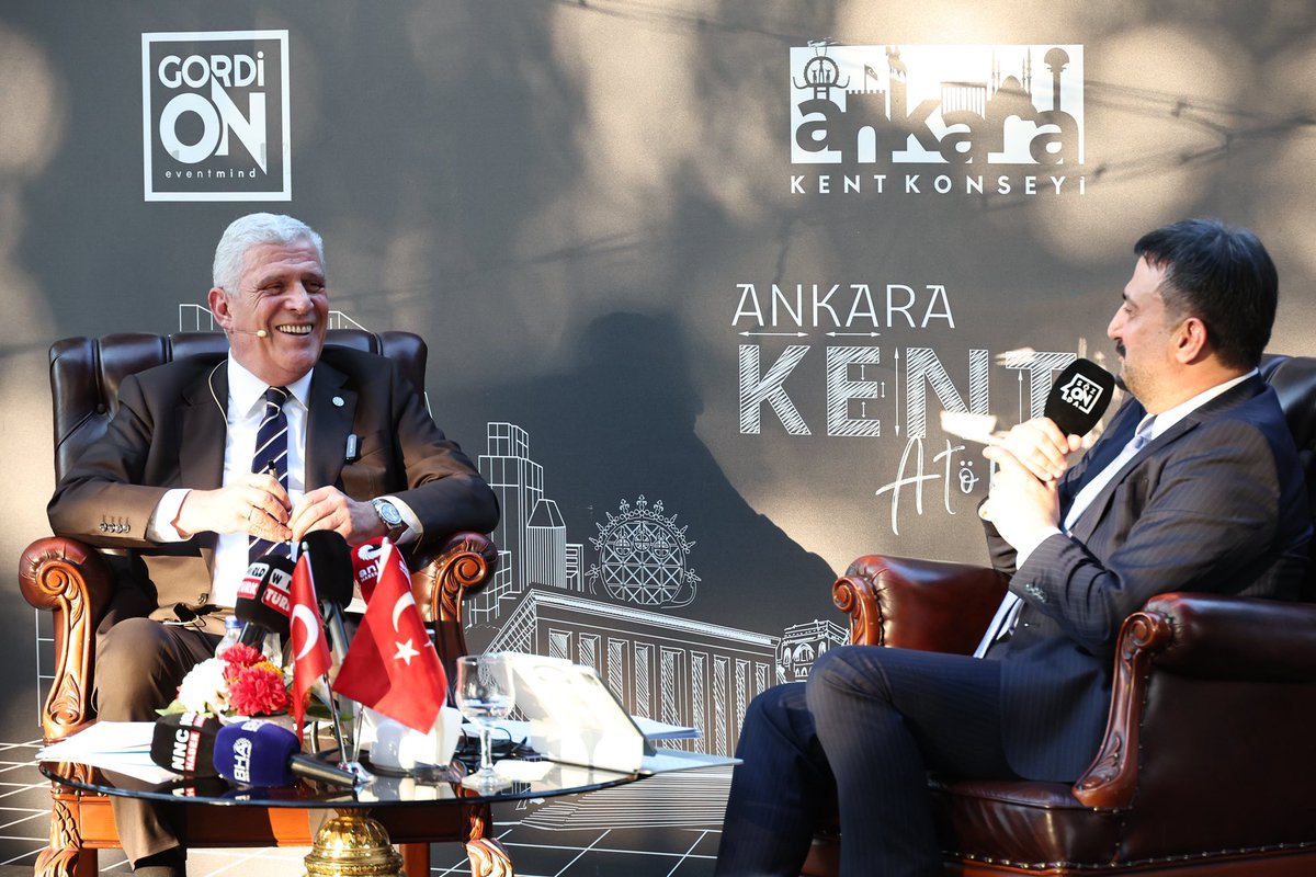 iyiparti's tweet photo. Genel Başkanımız Sayın Müsavat Dervişoğlu, 

Ankara Kent Konseyi’nin ev sahipliğinde gerçekleştirilen söyleşide Başkentimize, Ankara’nın kent kimliğine ve güncel konulara ilişkin soruları yanıtladı.

Nazik ev sahiplikleri dolayısıyla Ankara Kent Konseyi Başkanı Sayın Halil İbrahim Yılmaz’a ve tüm paydaşlara teşekkür ediyoruz.