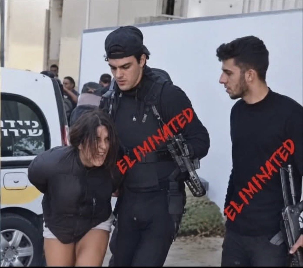 Alex47778556934's tweet photo. این دو حرامزاده ، روز ۷ اکتبر این دختر اسرائیلی را می دزدن ، سپس به او تجاوز کزده و اورا می کشند . 
هر دو تغییر نام داده و در یک شرکت غذایی مشغول می شوند ، بعد از مدتی موساد انها را پیدا کرده و کتلت می کند . دمت موساد گرم 
#اسرائیل_بزن https://t.co/fygdHVkKFq