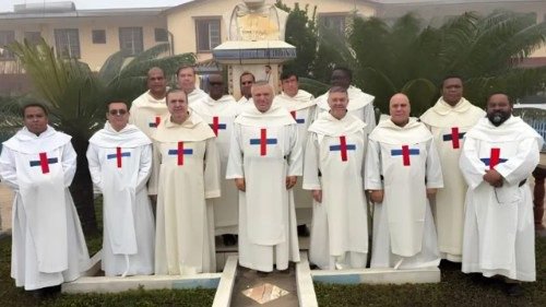 Madagascar24now's tweet photo. The Order of the Most Holy Trinity and of the Captives is celebrating 100 years of mission in Madagascar, honoring a century of service, faith, and support for communities across the island while renewing its commitment to hope and mercy
#Madagascar #Africa  #News https://t.co/xSlIStpmCu