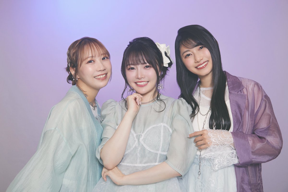 ototoy_info's tweet photo. 【#インタビュー】
麻倉もも・雨宮天・夏川椎菜によるトライアングルガールズユニット「TrySail」✨

『落第賢者の学院無双』ED主題歌「憧憬」や、3人の現在地について語ってもらいました✅
@trysail_staff #TrySail
記事⤵️
https://t.co/mRo574gZfR https://t.co/JO7pVRM8GL