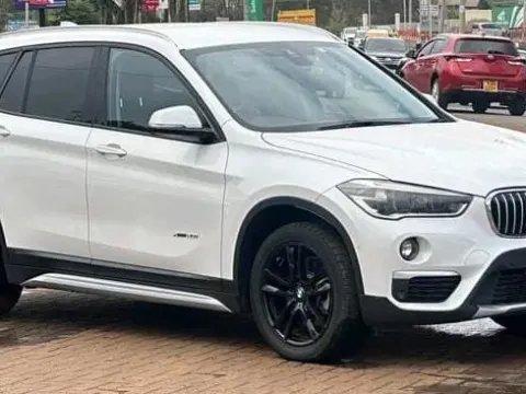 SokoMotor's tweet photo. 2017 BMW X1 for sale at KES 3,200,000.
80,000 km, Petrol, Automatic Transmission, Kiambu Road, Nairobi, Nairobi.

https://t.co/P6szV15F3f https://t.co/fi1EERw61r