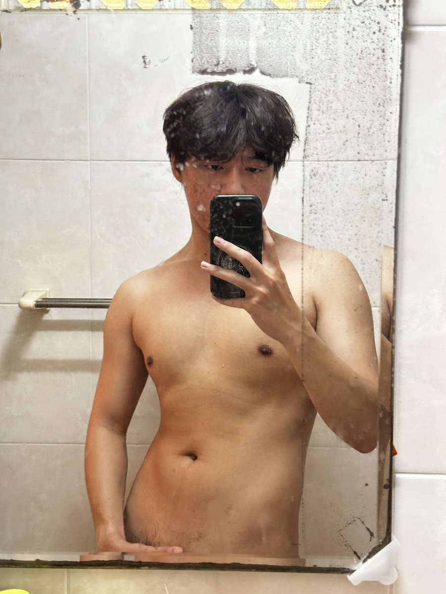 quackquack0929's tweet photo. 有健身ㄛ https://t.co/rSbLe6xkxt