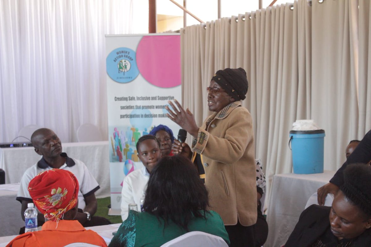 WagZimbabwe's tweet photo. Inspiring Manicaland Provincial Dialogue with @mwacsmed , and @IrelandEmbGB Pretoria. Great exchanges on #womensparticipation, #peacebuilding, and the #PeaceHutModel in Zimbabwe.
#WomenPeaceAndSecurity #Peacebuilding #Zimbabwe https://t.co/oxhGuf0sbD