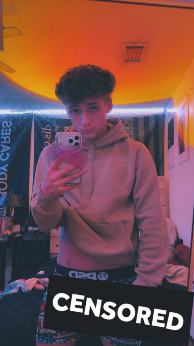 DRAKOCLIPZZ's tweet photo. ugh who would like to see? beeen soooo bored recently who can cure my boredom with there wallet and a good time? 👀😂😂 DM me for a surprise 😛🌶️🤑#mlm #content #findom #money #sugardaddyhmu #sugarbaby #wallet #dallastx #snap #gayboy https://t.co/1kkYVadLye