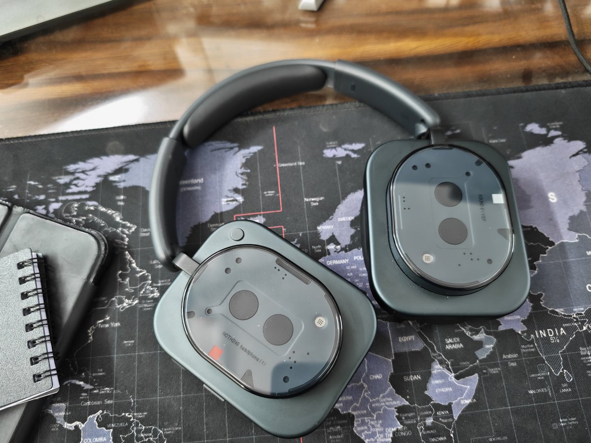 omshah's tweet photo. @nothingindia headphones (1) are so cool! https://t.co/EKEnQLDnDQ