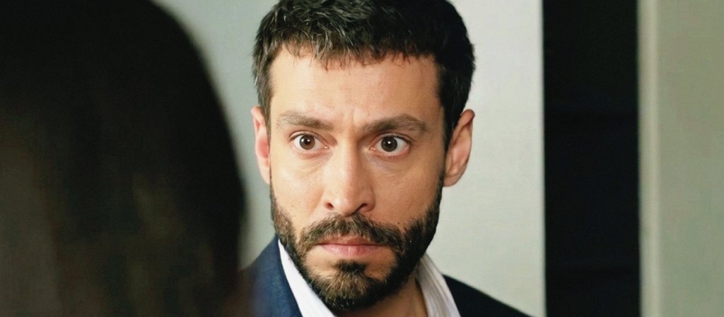 nasrin_m7's tweet photo. +kızmadın mı ?

-ben sana kızar mıyım?...💔

#MuhtemelAşk #defkad https://t.co/NSGTFqHKyc