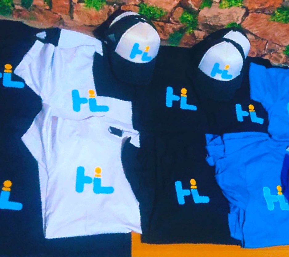 lammy_prime's tweet photo. Day 2 of posting my work until I get crazy sales 😌

I brand merch for Lolly’s Hub. This included a branded shirt and trucker hat.

The custom branded trucker hat is just 6,500 Naira 

Let’s handle your brands merch today! https://t.co/unbcdqShbN