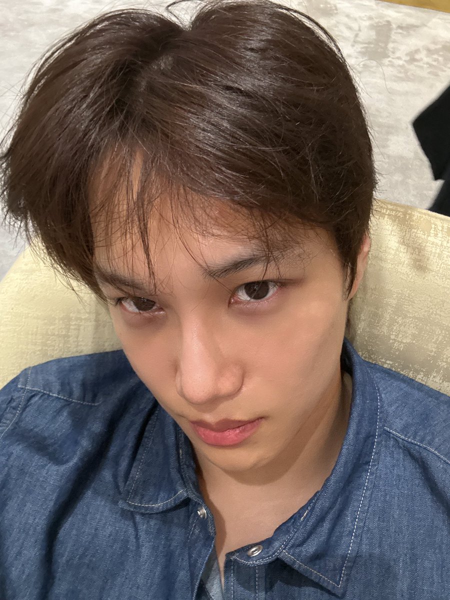 nothingonini's tweet photo. another day, another empty day without your updates…i miss you so much, nini :(( https://t.co/htLDGOVo7t