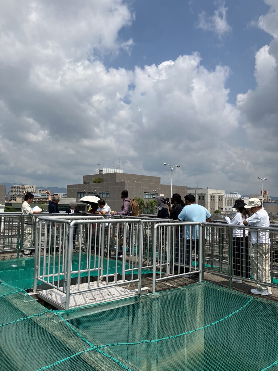 hansui_official's tweet photo. ＼JICA課題別研修「上水道施設技術総合(B)」コースにて尼崎浄水場を見学いただきました！🌎／

世界各地から5ヵ国の方がご来場され、阪神水道企業団について深く学んでいただきました。
ピュアリンの動画に関心を持っていただけた様子が印象的でした🌟

#阪神水道企業団 #水道 #国際交流 #JICA https://t.co/uD5I25Cz3g