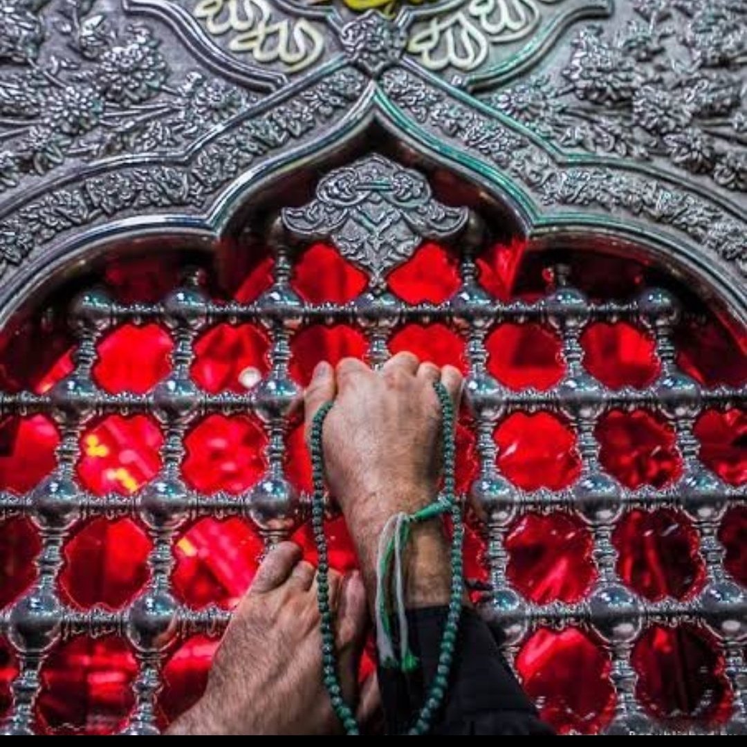 shayda853480's tweet photo. ما در راه اربعین، پیروان حسین (ع) و عاشوراییم
از نسل کسانی که در غدیر پیمان بستند و در کنار حضرت زهرا (س) ایستادند
با قدم‌های بی‌پایان به سوی کربلا روانه‌ایم
سربازان راستین سپاه زینب کبری (س) در راهیم
#حسین_پناه_ایران
#یا_لثارات_الحسین https://t.co/MSozcAWHfR