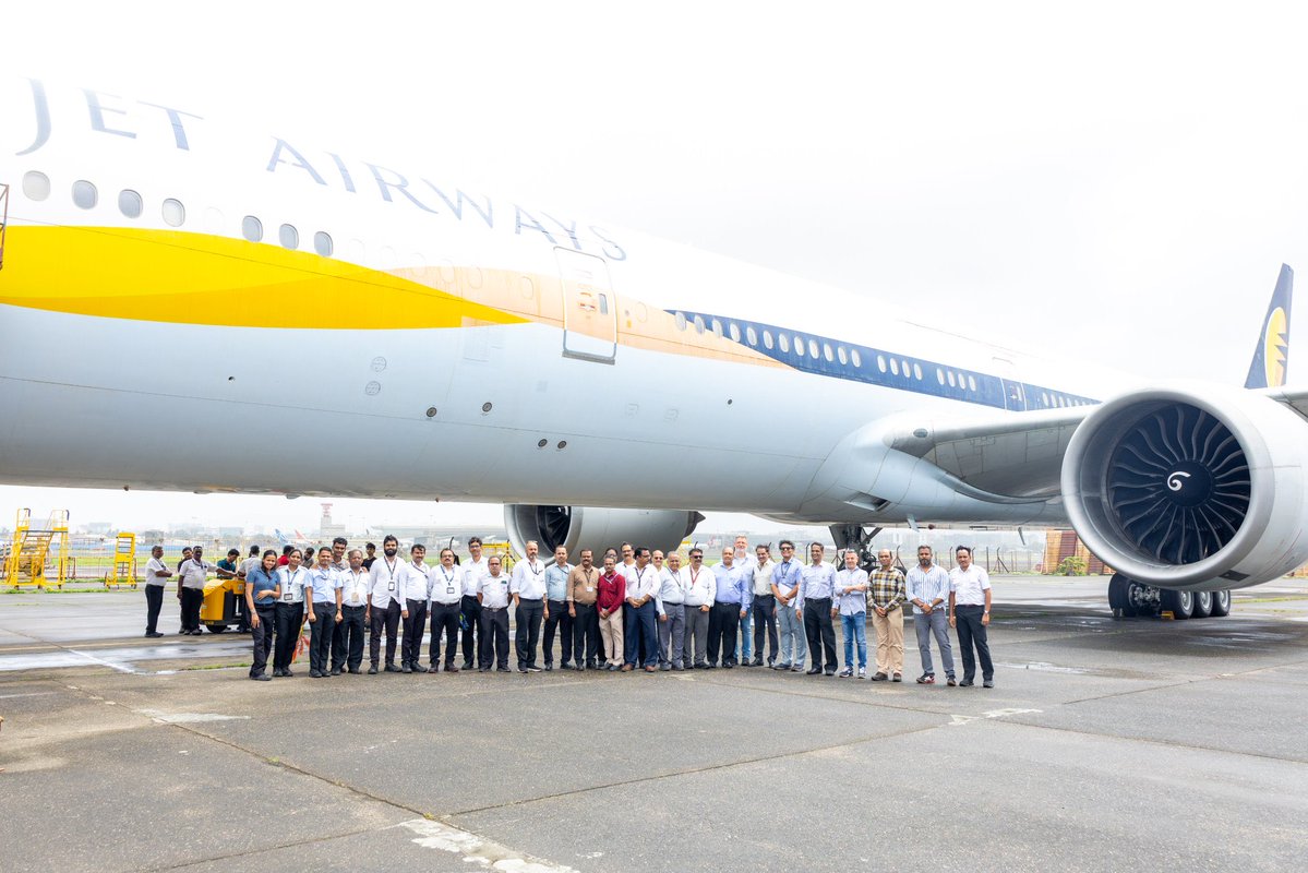 airplusnews's tweet photo. 🔴 Après 7 ans au sol, l’ex-Boeing 777-300ER de Jet Airways (VT-JEM, désormais 2-TJEM) a repris les airs !

Restauré par AIESL à Mumbai, il a décollé le 3 août 2026 vers Tel-Aviv pour être converti en cargo freighter par le Challenge Group.

Un exploit technique après une immobilisation depuis 2019.