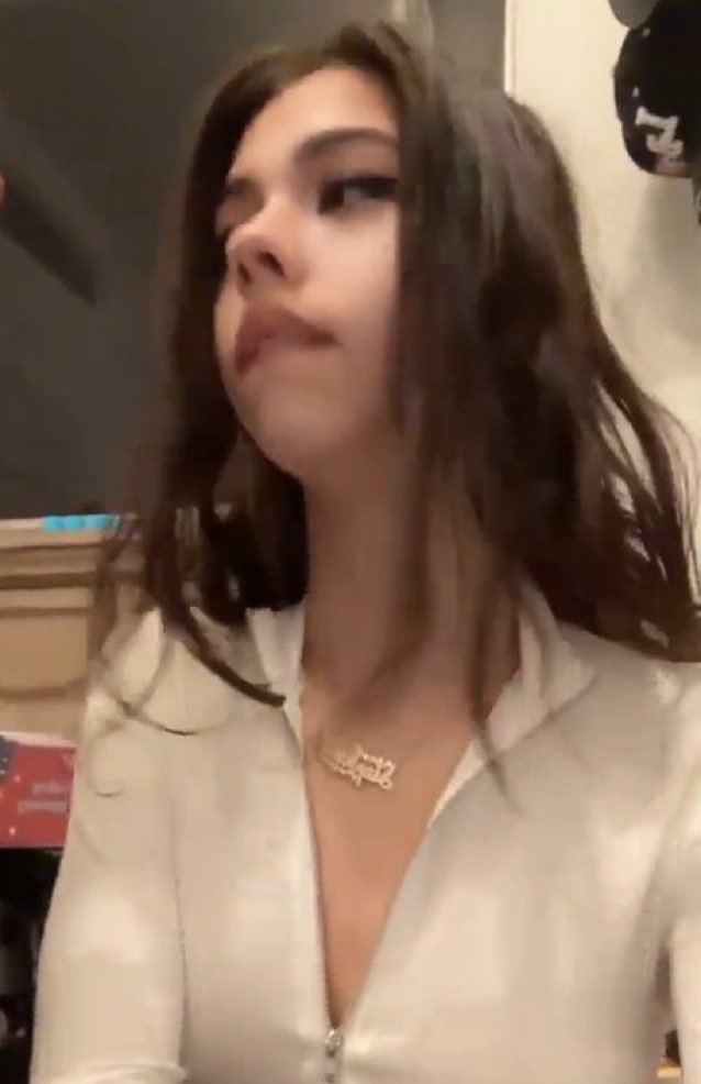 Beccamjf's tweet photo. She doesn’t care anymore about the camera🎥👇 https://t.co/9QHSC2o4sk