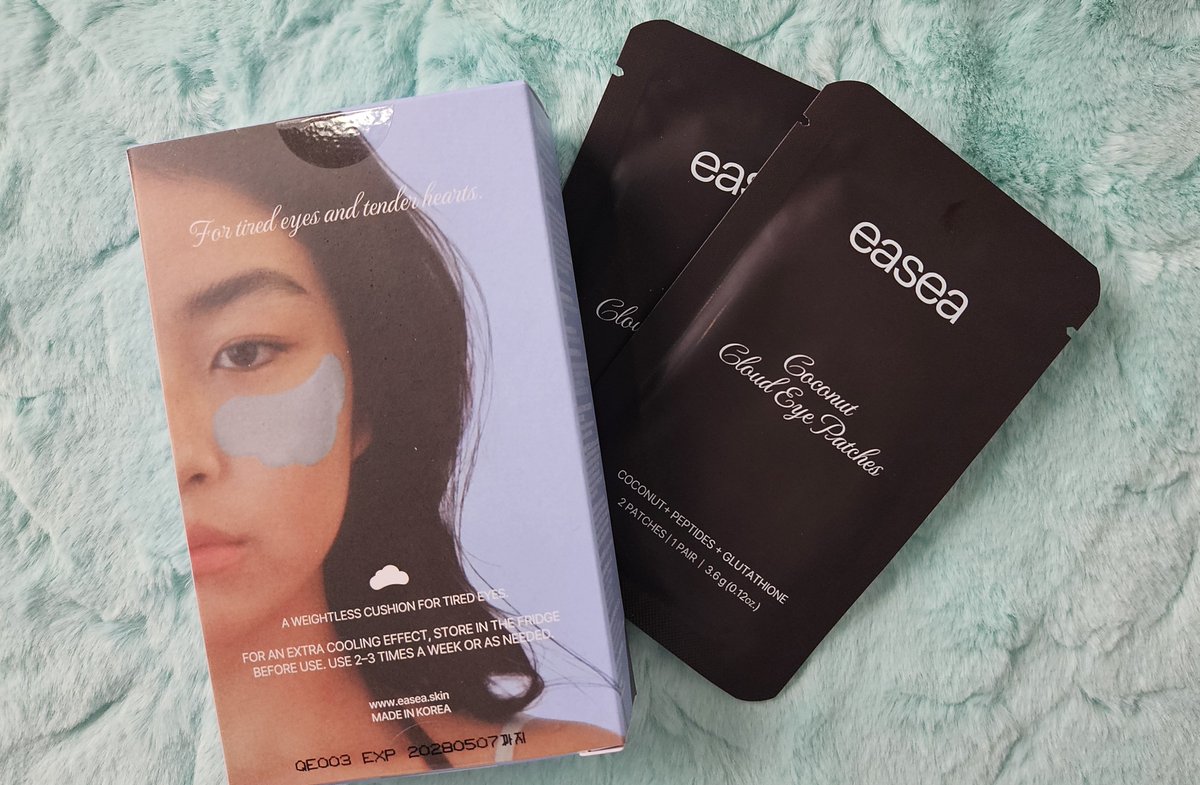 y0ooness's tweet photo. #RT이벤트 #이벤트 @easea_official
이지 아이패치 단순선물 받았는데 너무 좋길래,,
알티이벤트까지 열게 되었어요!!

구름 컨셉 아이패치 너무 귀여움☁️☁️ 코코넛 향도 나요🥥
눈밑에다 이거 붙이면 시원해서 진짜 극락간답니다🤍

참여방법은 알티+팔로우, 기간은 12일까지! 두명 뽑을게요 많참부🫠 https://t.co/ys3lurx20r