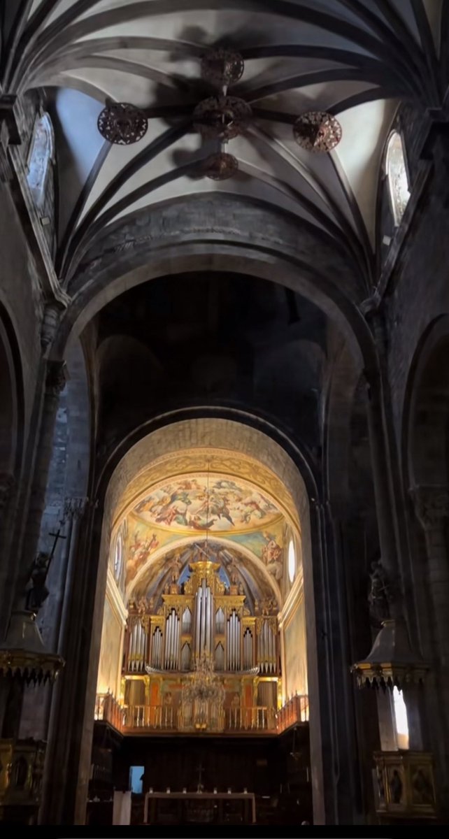catholicus_eu's tweet photo. Catedral De San Pedro de Jaca. #aragón https://t.co/0oRiyX6QgH