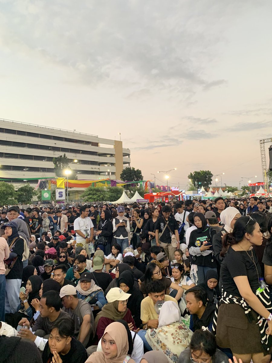 faneatic's tweet photo. rame bgt sod kemaren https://t.co/Np4oswg7x4