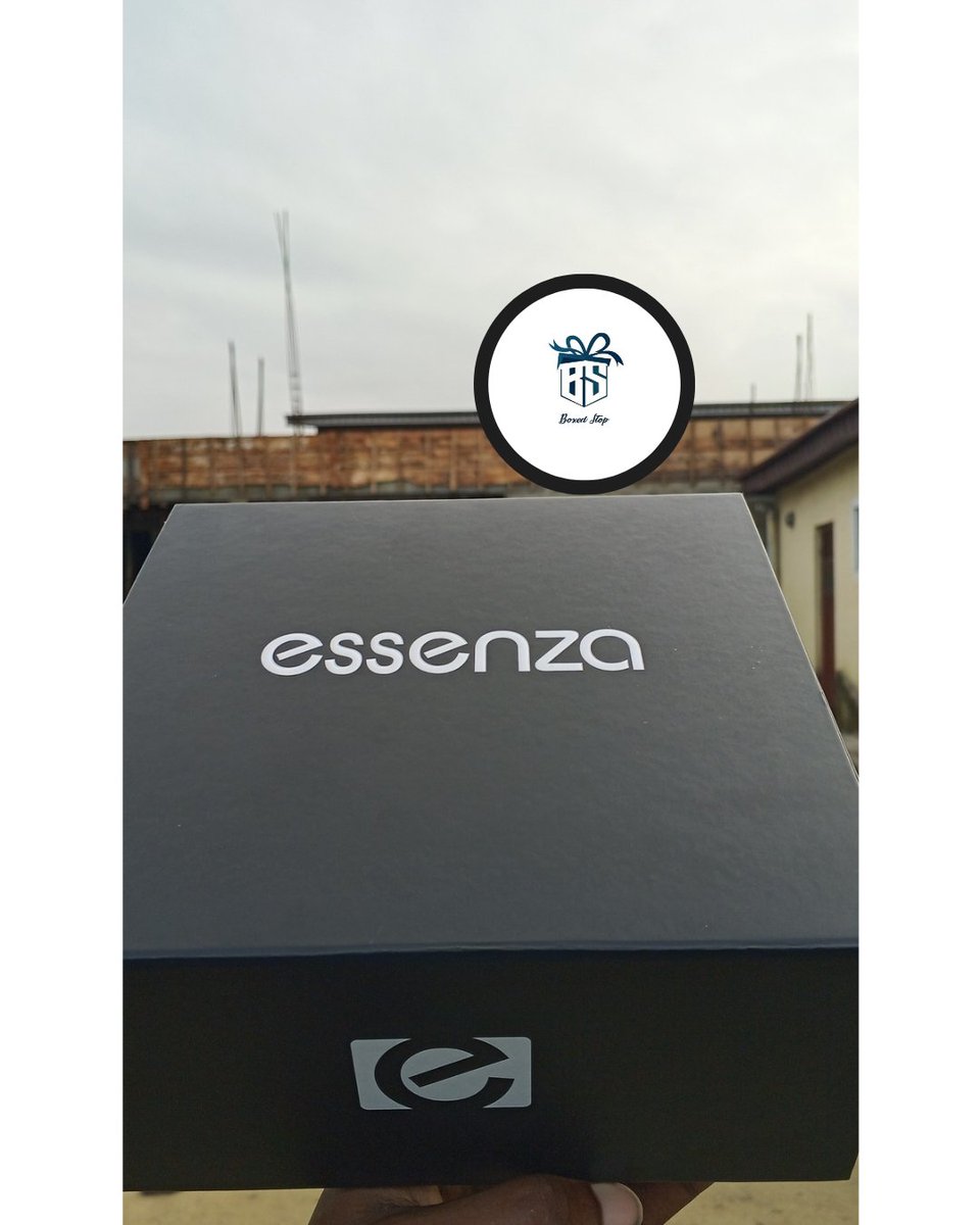 _boxedstop's tweet photo. Ever seen a souvenir box with a breathtaking sky-view reveal? ✨

Imagine giving your guests a beautiful first look straight into the heart of your event. That's the magic of a premium souvenir box.

Ready to impress? DM @_boxedstop and let's create something unforgettable. 💯 https://t.co/CSmWoplhh0