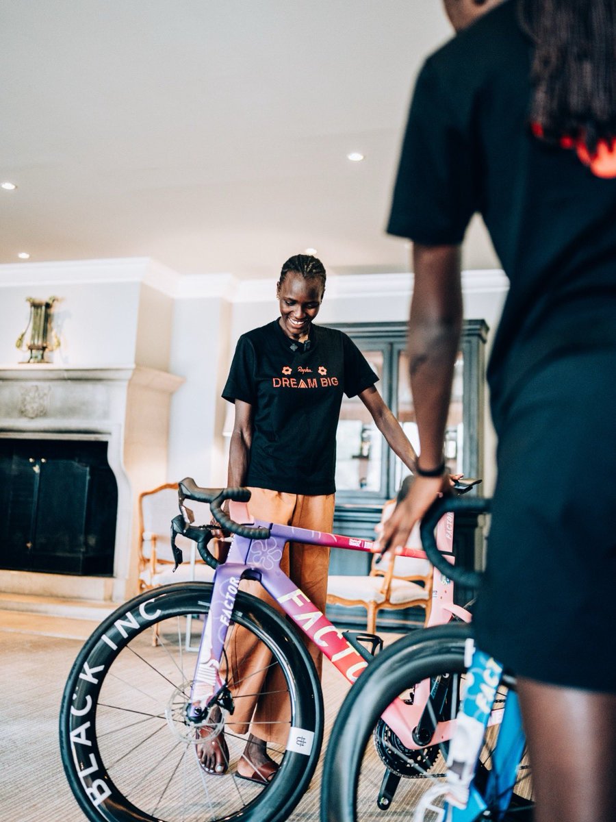 karatungatours's tweet photo. History has been made! 🚴🏿‍♀️

Aleper Mary is the first Karimojong cyclist to ride at Tour de France Femmes avec Zwift experience.

Karamoja has reached the world’s biggest stage…and this is only the beginning.

#DiscoverKaramoja  #TourDeFranceFemmes #WomenInCycling #ExploreUganda https://t.co/AYelnXxni6