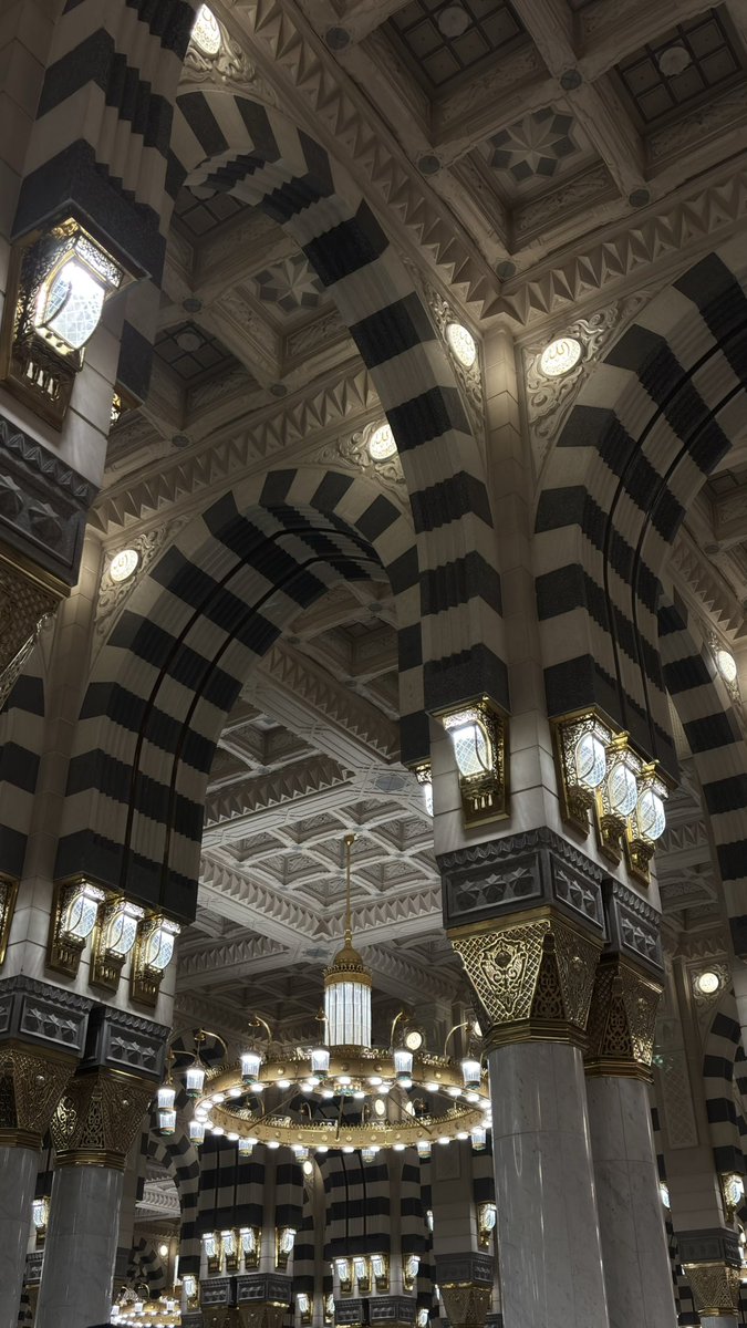 vIII59_'s tweet photo. اللهم هبَ لأبي من خير الجنة حتى يرضى ويسعد وأكرمه برحمتك حتى الراحة والطمأنينة واغفر له ووسع مقامه اللهم أنر قبر من كان ينير المكان و يبهجه اللهم اجعله في بهجة و سرور ضاحك مستبشر في جنات النعيم https://t.co/pL02kVbauP
