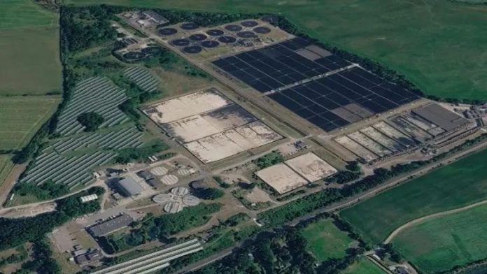 waterjournaluk's tweet photo. The UK’s largest membrane bioreactor (MBR) is being installed by United Utilities at its Wigan wastewater treatment works.
Read more: https://t.co/V5Kf8AAMus
#membranebioreactor #wastewatertreatment #waterindustry https://t.co/JxxhZcOlS4