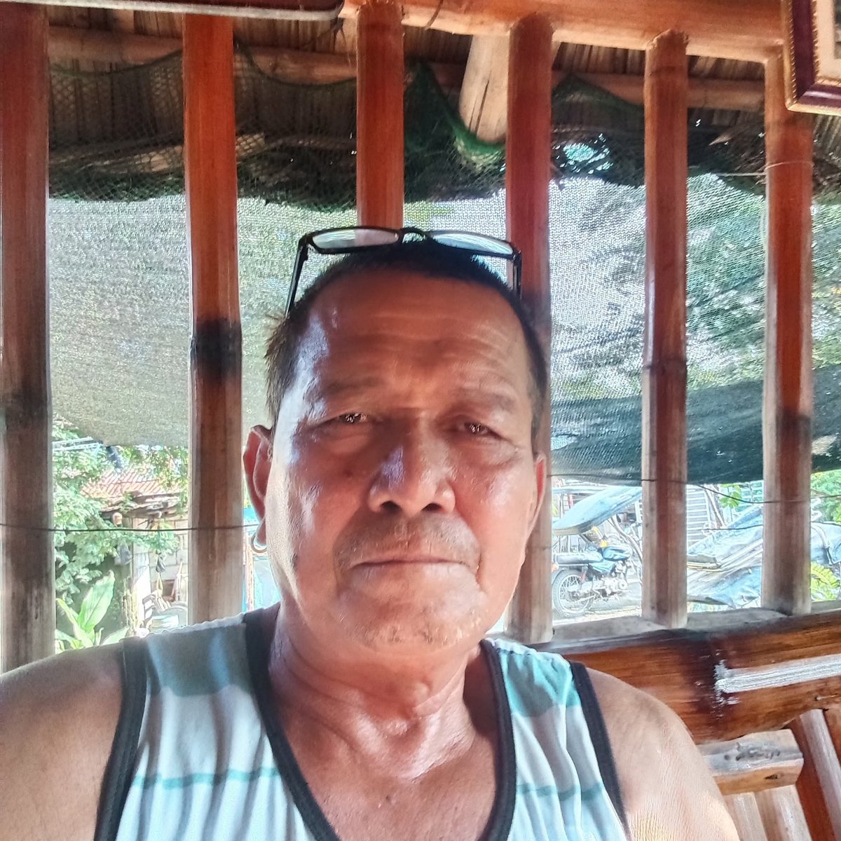 mahiligsaold's tweet photo. Uploaded n s private tg channel ang jkol at ligu vid ni Dad G n mhilid mgpanty hehe, laki ng alaga nia mga beb

avail n s gs2 mkanuod ng full https://t.co/UNz4GYDBh2