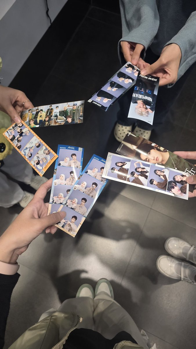 hwaniee18's tweet photo. rating #teudate hari ini 10/10 🩵
thank you kakak-kakak cantikkk, see you tanggal 9 (kalo dapet keajaiban bisa change shift😔) @lyly_raa61 @__hayy_ https://t.co/GkD2g0QiqV