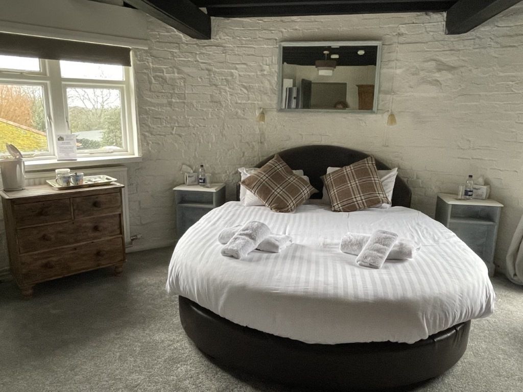 WeAcceptPets's tweet photo. Whether guests are planning a relaxing weekend escape or a comfortable overnight stay, The Playden Oasts Inn provides a warm welcome. Selected rooms are also dog-friendly, so four-legged friends can join the adventure too. 🐶
Accepts 🐶
https://t.co/HxRc3CSd4m
#Playden #Rye https://t.co/KTaBMbtCgz