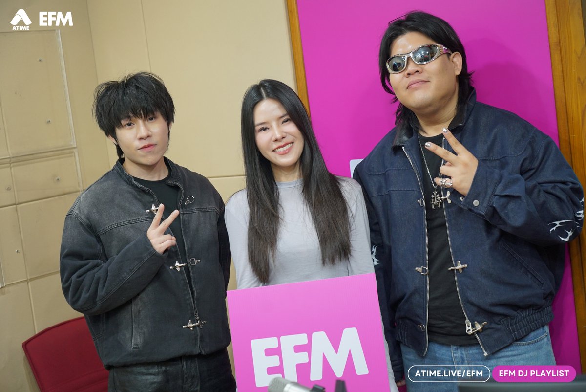 EFM_STATION's tweet photo. #EFM94 #EFMDJPLAYLIST #Mirrr #BLVCKHEART #ขึ้นใจ #3amcall #WhatTheDuck https://t.co/BsZo1nB57W
