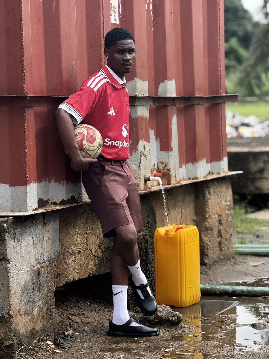 keneomoha's tweet photo. ORI ADÈ ⚽️ https://t.co/HuMgfO8T6m