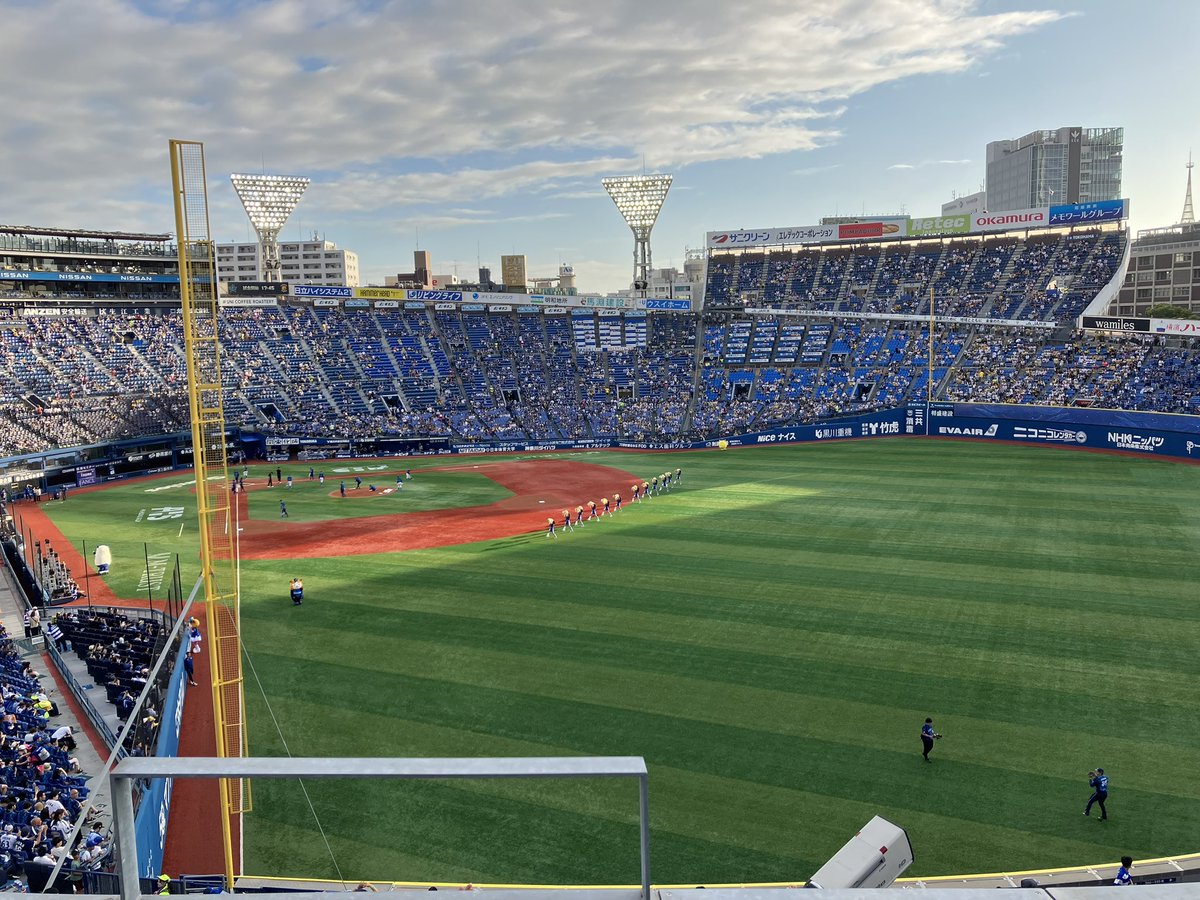 yoiko415's tweet photo. きょうはここから
平日なのにウイング席が5000円超えるとか
#baystars https://t.co/Yn9ddCzlhC