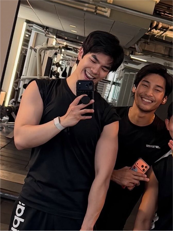 urmamipoko's tweet photo. เขาว่ากันว่า คนเรามักจะซ่อนใครคนใดคนนึงไว้ในโพสต์สุดท้ายเสมอ ก็จริง https://t.co/Ovgli9Z8wI